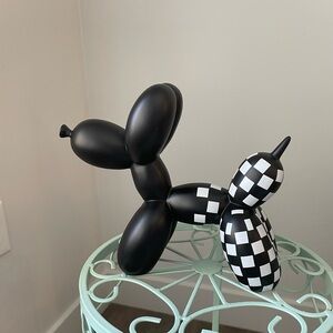 BALLOON DOG Sculpture Black & White Checkered Racing Car Pattern NIB